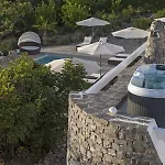 Chrysalis Nature 4 Parikia (Paros)