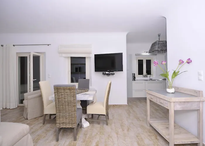 Chrysalis Nature 4 Apartmán Páros